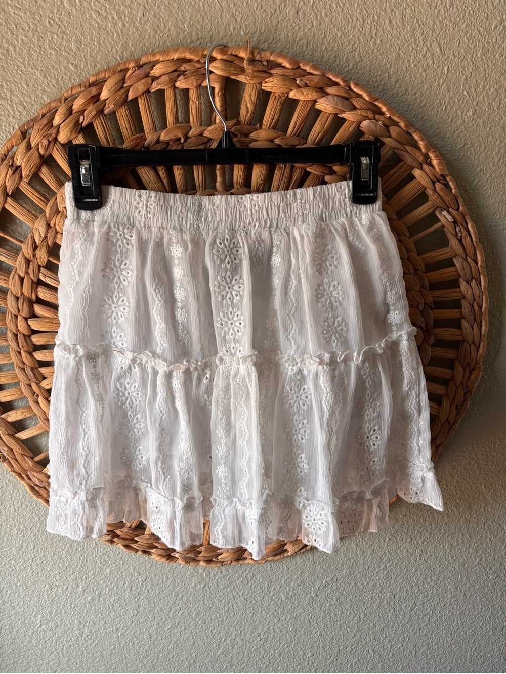 Forever 21 White Eyelet Tiered Mini Skirt